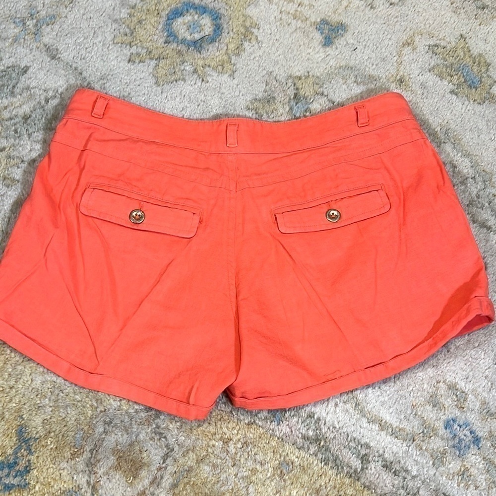 Juicy Couture,Yacht-Wear Coral Shorts,Cuffed w/Pockets, Beautiful w/Bright White - Picture 5 of 8